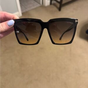 Tom Ford Black Women's Sunglasses Sabrina 58MM Square - Perfect condition